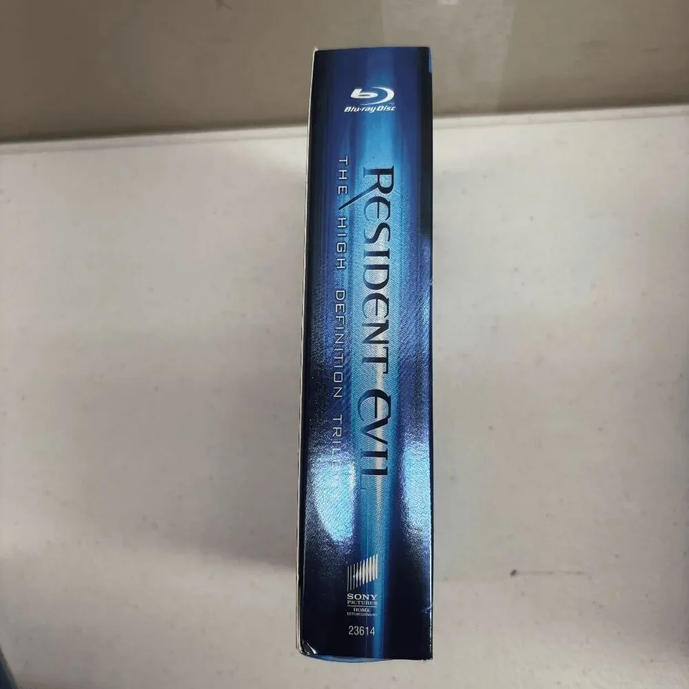 Resident Evil: The High-Definition Trilogy (Blu-ray‎ Disc, 2008, 3-Disc Set)